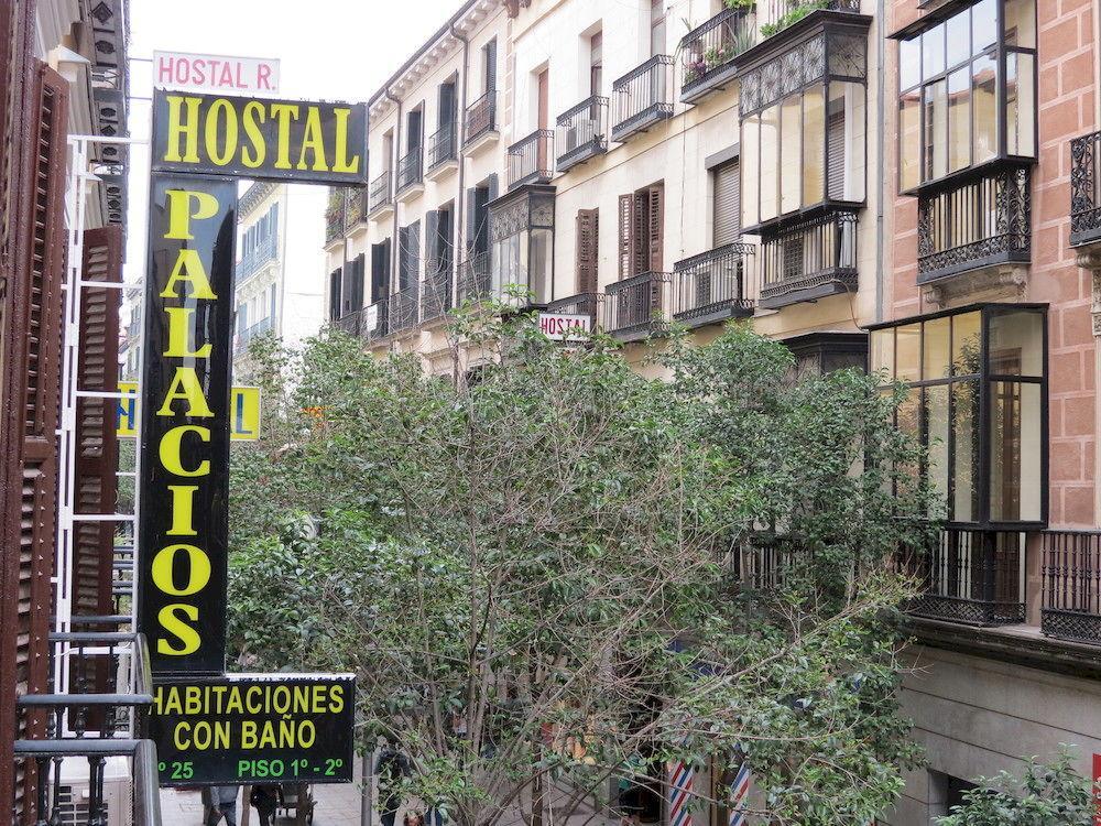 Hostal Palacios Fuencarral Madrid Kültér fotó