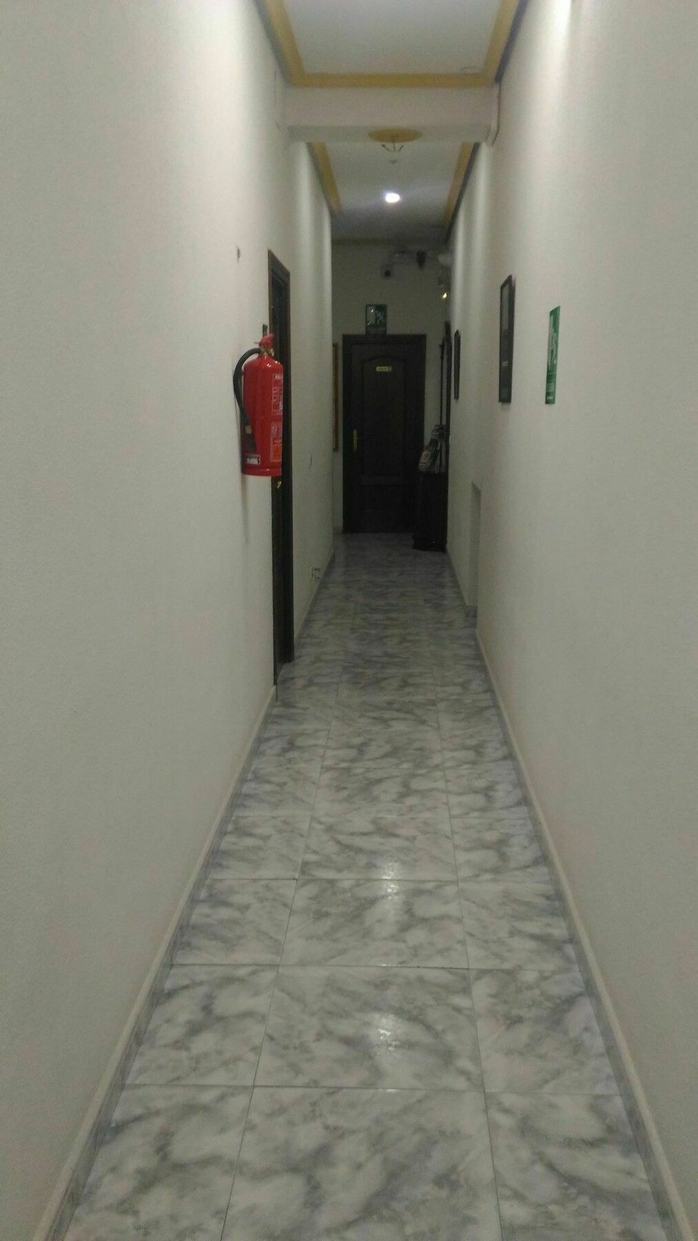 Hostal Palacios Fuencarral Madrid Kültér fotó