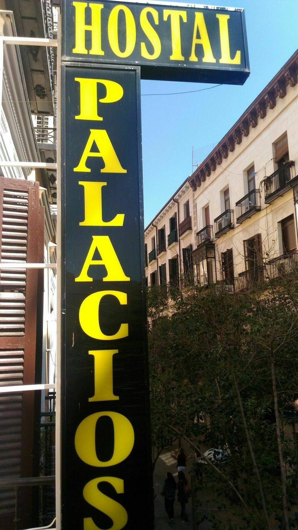 Hostal Palacios Fuencarral Madrid Kültér fotó